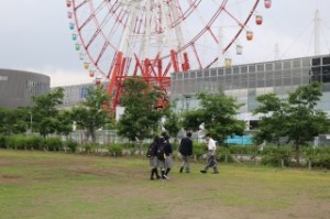 東京テレポート駅前